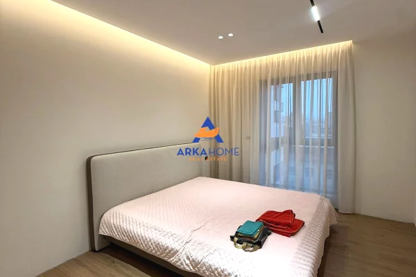 Shtepi ne shitje Apartament ne Tirane, 1+1, Mobilimi E mobiluar, Pagesa 250,000  Euro.