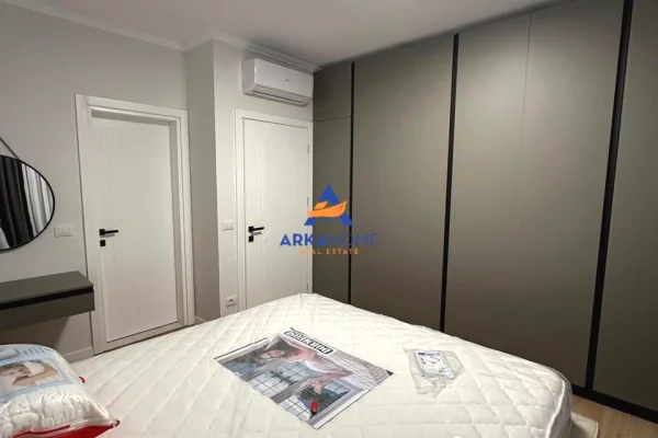 Shtepi me qera Apartament ne Tirane, 2+1, Mobilimi E mobiluar, Pagesa 1,300  Euro.