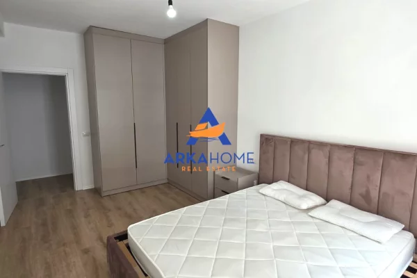 Shtepi me qera Apartament ne Tirane, 2+1, Mobilimi E mobiluar, Pagesa 525  Euro.