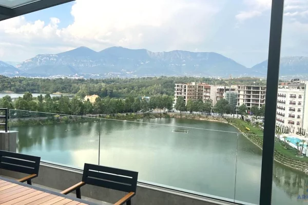 Shtepi ne shitje Apartament ne Tirane, 3+1, Mobilimi E mobiluar, Pagesa 850,000  Euro.