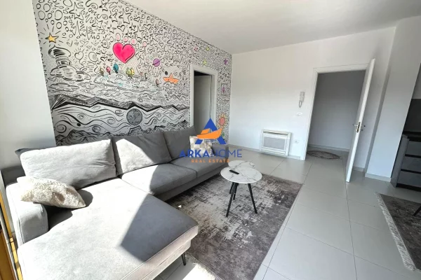 JEPET APARTAMENT ME QERA 2+1+BALLKON "PRANE SKY TOWER, BLLOK" 1500 EURO