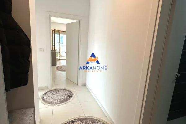 Shtepi me qera Apartament ne Tirane, 2+1, Mobilimi E mobiluar, Pagesa 1,500  Euro.