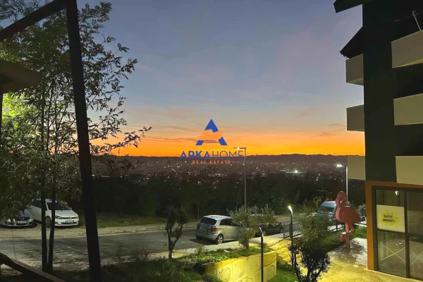 Terreno in vendita a Tirana - 221,084 Euro