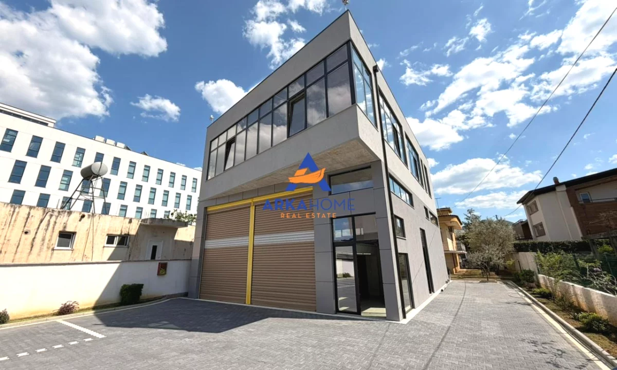 JEPET ME QERA GODINE BIZNESI/ZYRA 360M2 "PRANE UNIVERSITETIT ALDENT,TEG" 5000 EURO (I DISKUTUESHEM)