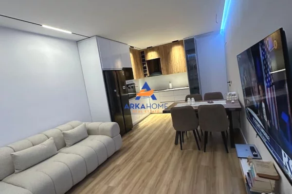 Shtepi ne shitje 2+1 ne Tirane - 145,000 Euro