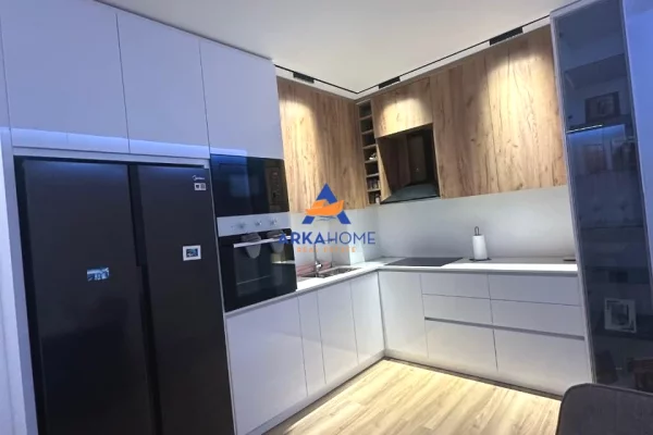 Shtepi ne shitje Apartament ne Tirane, 2+1, Mobilimi E mobiluar, Pagesa 145,000  Euro.