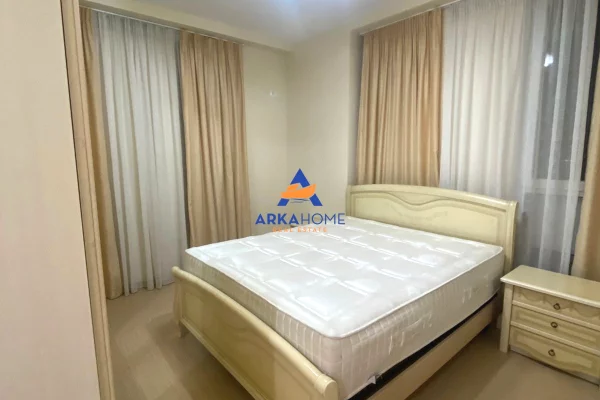 Shtepi me qera Apartament ne Tirane, 2+1, Mobilimi E mobiluar, Pagesa 630  Euro.