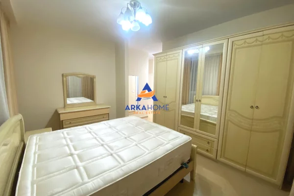 Shtepi me qera Apartament ne Tirane, 2+1, Mobilimi E mobiluar, Pagesa 630  Euro.