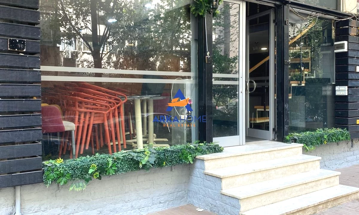 JEPET LOKAL ME QERA 50M2 "YZBERISHT,AFER GRAND GALERY" 50.000 LEKE