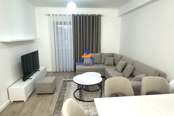 Shtepi me qera Apartament ne Tirane, 2+1, Mobilimi E mobiluar, Pagesa 1,000  Euro.