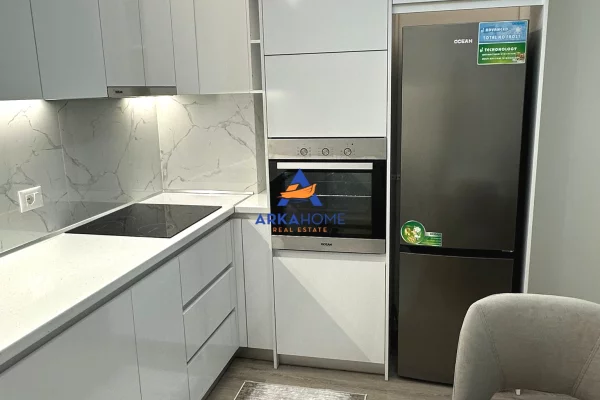 Shtepi me qera Apartament ne Tirane, 2+1, Mobilimi E mobiluar, Pagesa 1,000  Euro.