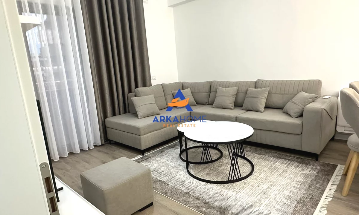 Shtepi me qera Apartament ne Tirane, 2+1, Mobilimi E mobiluar, Pagesa 1,000  Euro.