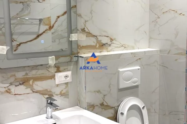 JEPEN ME QERA 2 AMBIENTE ZYRASH 60M2 (SECILA) 800 EURO (SECILA)