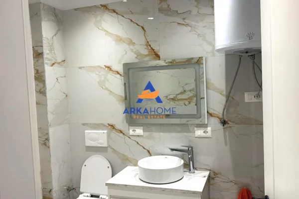 JEPEN ME QERA 2 AMBIENTE ZYRASH 60M2 (SECILA) 800 EURO (SECILA)