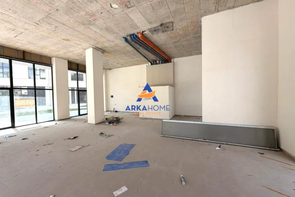 SHITET AMBJENT BIZNESI 160M2 "VASIL SHANTO" 600.000 EURO