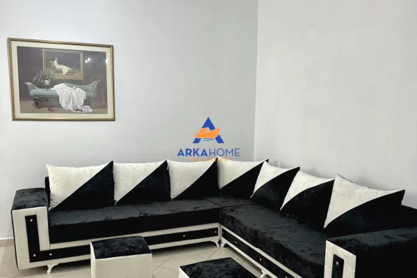 Shtepi me qera 2+1 ne Tirane - 600 Euro