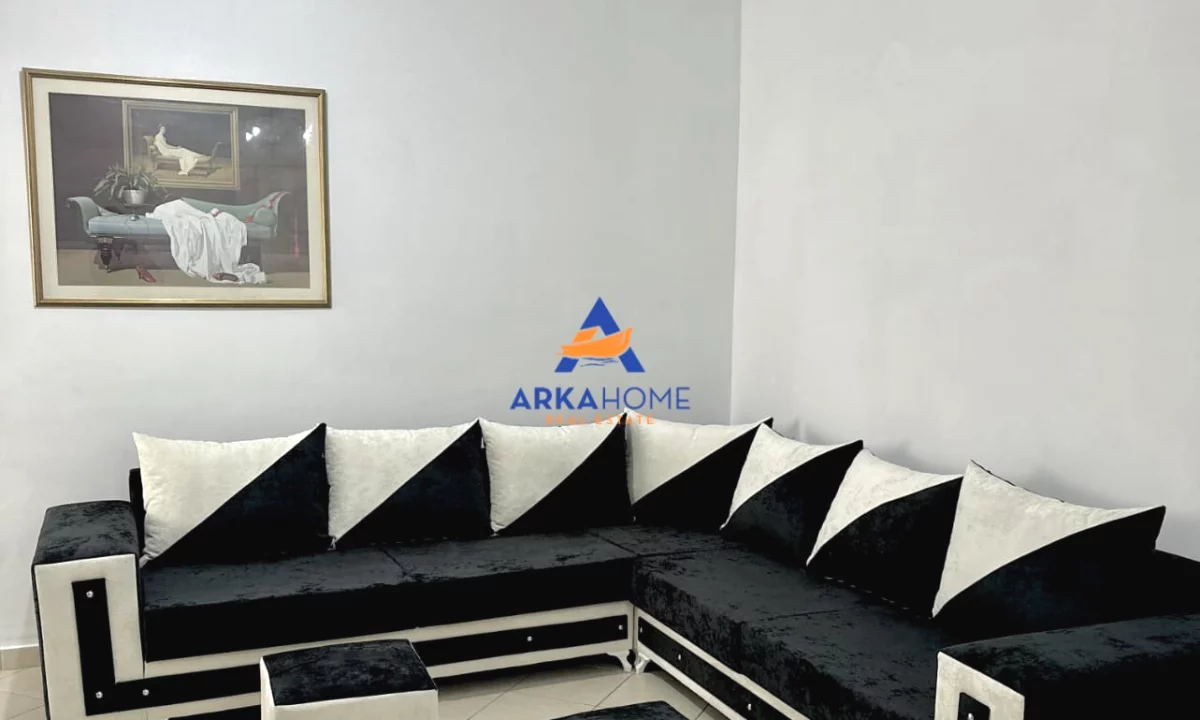 Shtepi me qera Apartament ne Tirane, 2+1, Mobilimi E mobiluar, Pagesa 600  Euro.