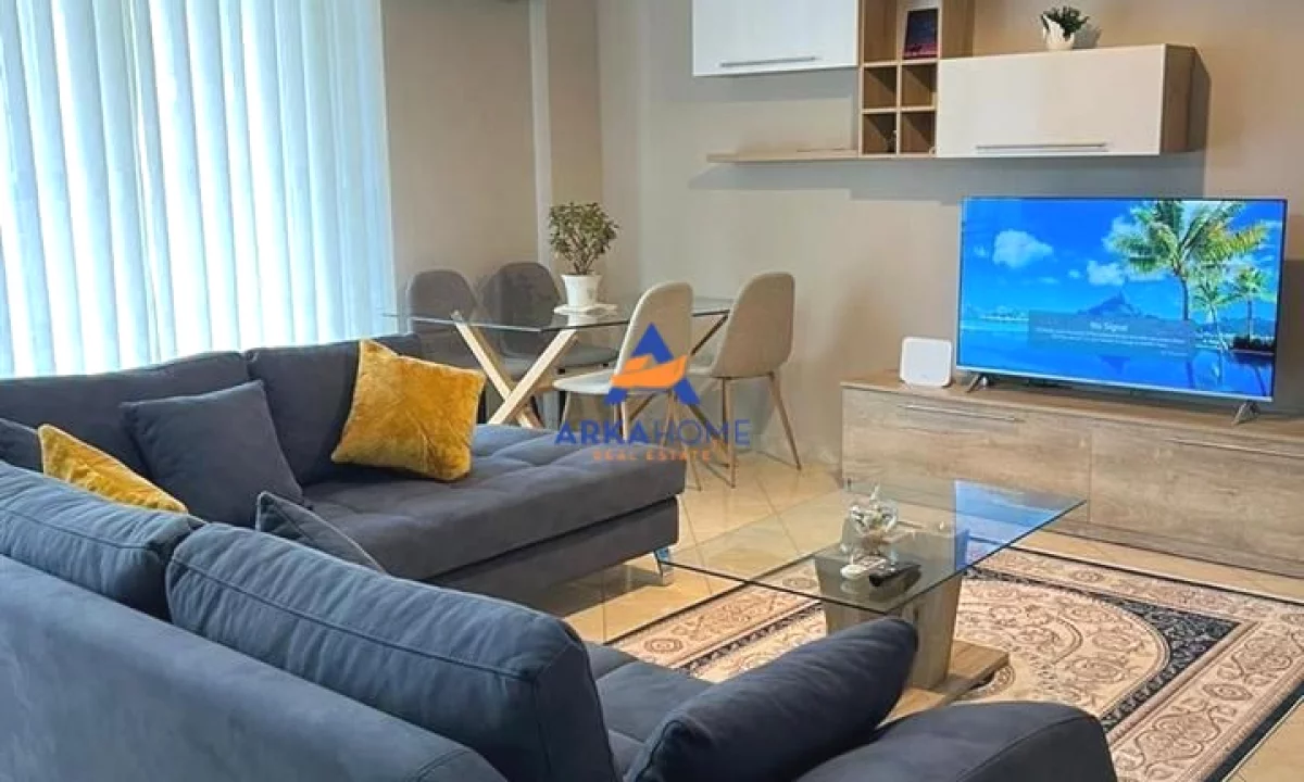 Shtepi ne shitje Apartament ne Tirane, 1+1, Mobilimi E mobiluar, Pagesa 170,000  Euro.