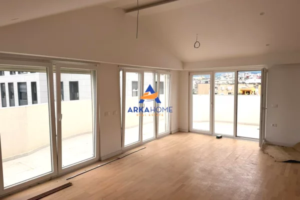 Shtepi ne shitje 1+1 ne Tirane - 140,000 Euro