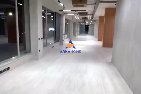 Ambient biznesi ne shitje 3+1 ne Tirane - 11 Euro