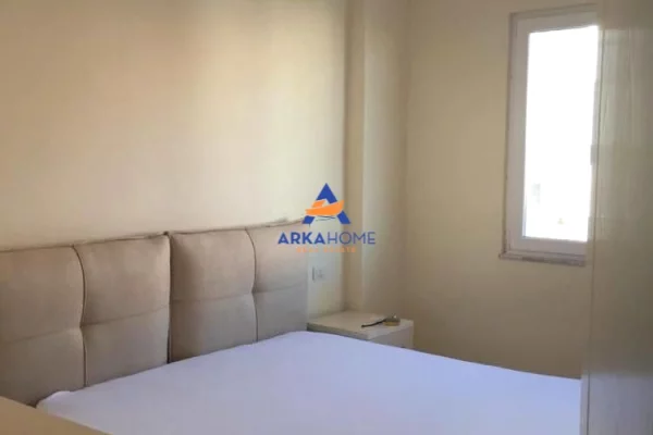 Shtepi me qera Apartament ne Tirane, 1+1, Mobilimi E mobiluar, Pagesa 450  Euro.