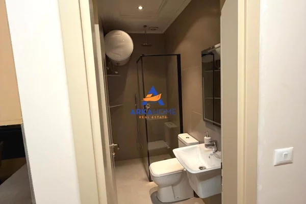 Shtepi me qera Apartament ne Tirane, 2+1, Mobilimi E mobiluar, Pagesa 1,050  Euro.