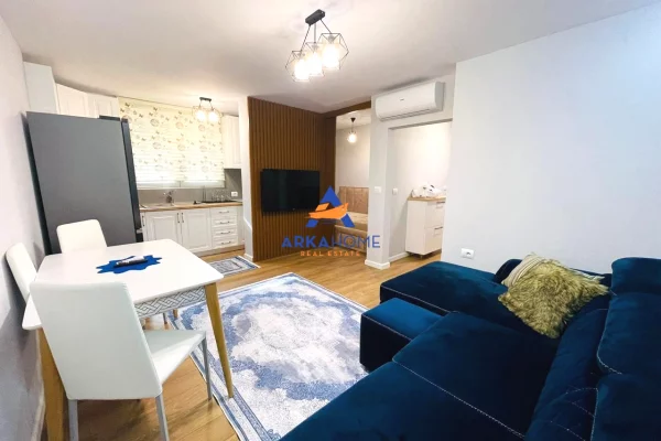JEPET APARTAMENT ME QERA 1+1 "RRUGA DALIP ZAVALANI, AFER PASTICERI LEJ LAJ " 700 EURO