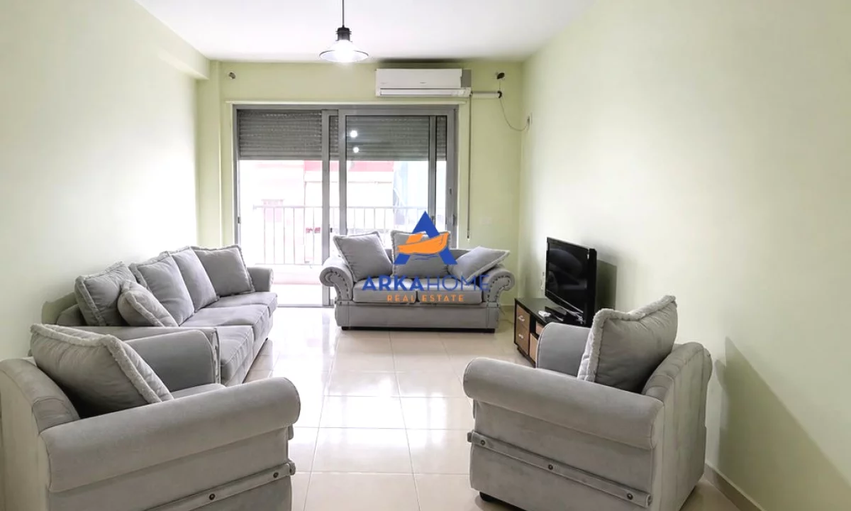 Shtepi me qera Apartament ne Tirane, 1+1, Mobilimi E mobiluar, Pagesa 600  Euro.