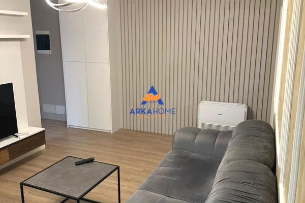 Shtepi me qera Apartament ne Tirane, 1+1, Mobilimi E mobiluar, Pagesa 526  Euro.