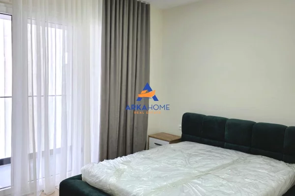 Shtepi me qera Apartament ne Tirane, 2+1, Mobilimi E mobiluar, Pagesa 631  Euro.