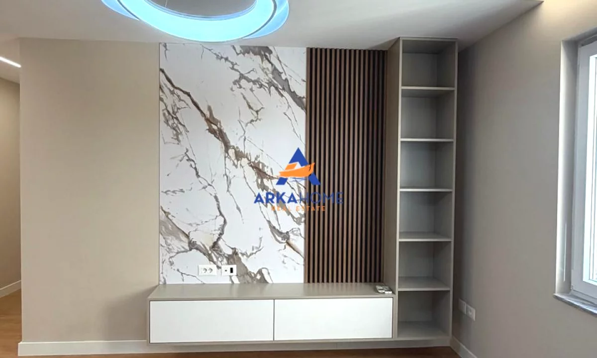Shtepi ne shitje Apartament ne Tirane, 2+1, Mobilimi Bosh, pa mobiluar, Pagesa 190,000  Euro.