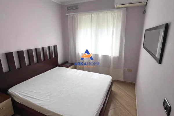 Shtepi me qera Apartament ne Tirane, 1+1, Mobilimi E mobiluar, Pagesa 473  Euro.