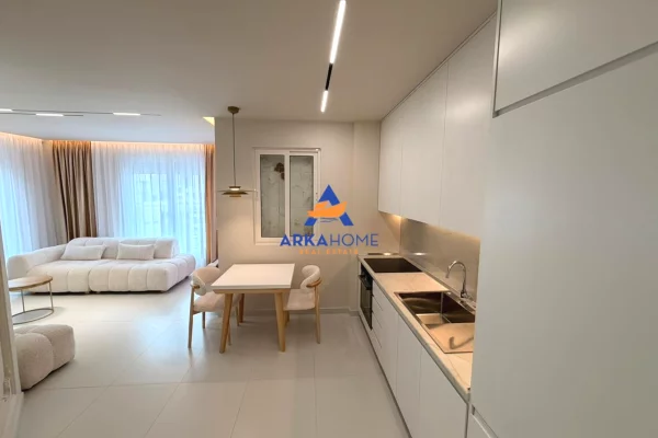 Shtepi me qera Apartament ne Tirane, 1+1, Mobilimi E mobiluar, Pagesa 683  Euro.