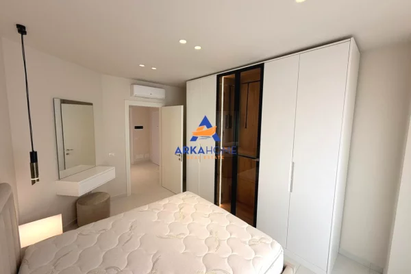 Shtepi me qera Apartament ne Tirane, 1+1, Mobilimi E mobiluar, Pagesa 683  Euro.