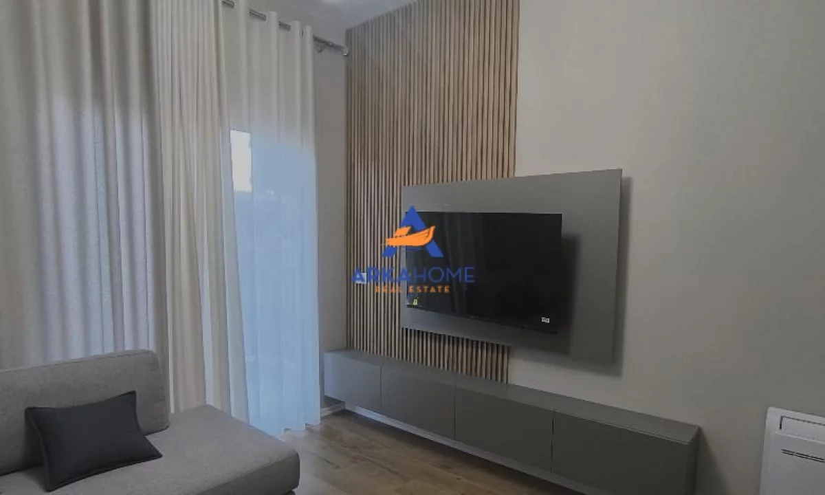 Shtepi me qera Apartament ne Tirane, 1+1, Mobilimi E mobiluar, Pagesa 630  Euro.