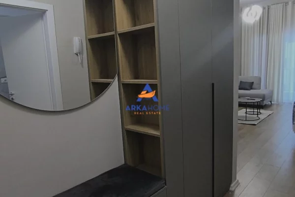 Shtepi me qera Apartament ne Tirane, 1+1, Mobilimi E mobiluar, Pagesa 630  Euro.