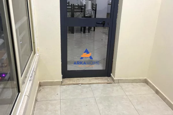Shtepi me qera Apartament ne Tirane, 1+1, Mobilimi E mobiluar, Pagesa 400  Euro.