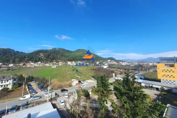 SHITET KAPANON 5200 m2 " VAQARR " 1.200.000 EURO