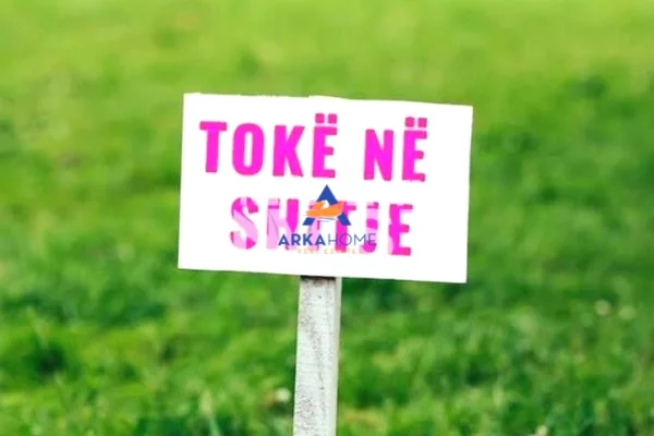 TOKE NE SHITJE 10,000 M2 "BARBAS, PETRELE" 1000000 EURO