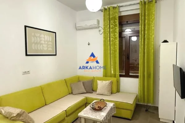 Shtepi me qera 1+1 ne Tirane - 600 Euro