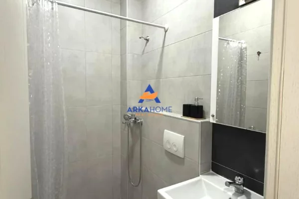Shtepi me qera Apartament ne Tirane, 1+1, Mobilimi E mobiluar, Pagesa 600  Euro.