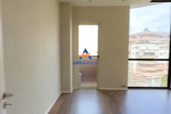 Shtepi me qera Apartament ne Tirane, 2+1, Mobilimi E mobiluar, Pagesa 630  Euro.