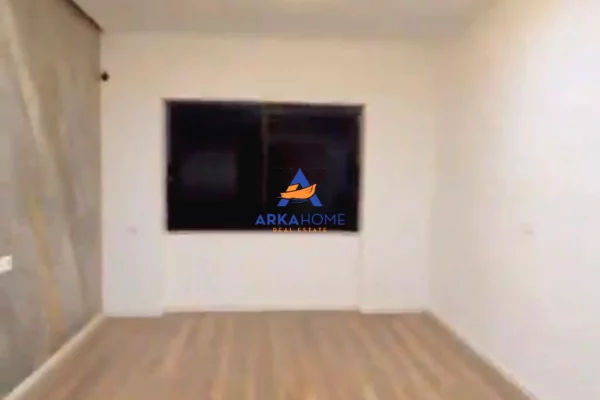 JEPET APARTAMENT / ZYRE ME QERA 80M2 "RRUGA PJETER BOGDANI, AFER COKO" 1000 EURO