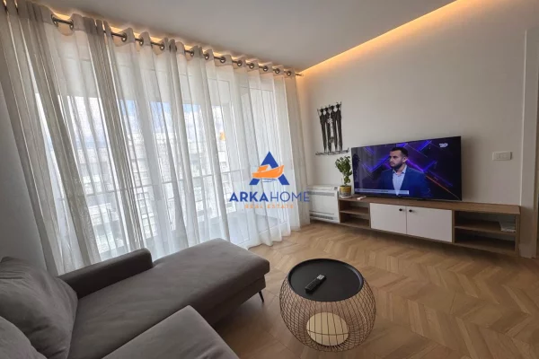 Shtepi ne shitje Apartament ne Tirane, 1+1, Mobilimi E mobiluar, Pagesa 185,000  Euro.