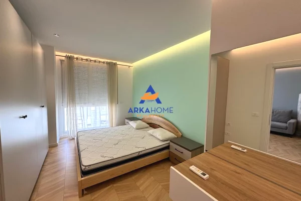 Shtepi ne shitje Apartament ne Tirane, 1+1, Mobilimi E mobiluar, Pagesa 185,000  Euro.