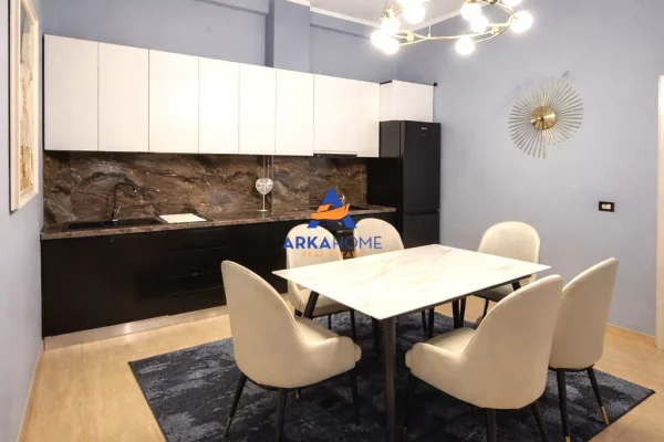 Shtepi me qera Apartament ne Tirane, 1+1, Mobilimi E mobiluar, Pagesa 450  Euro.