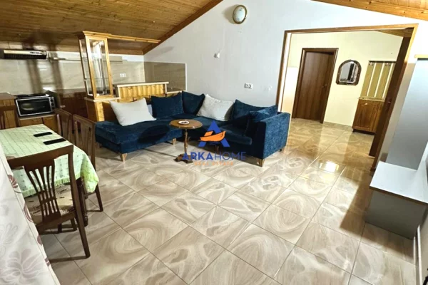 Shtepi me qera 2+1 ne Tirane - 450 Euro