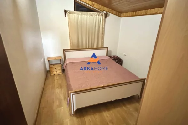 Shtepi me qera Apartament ne Tirane, 2+1, Mobilimi E mobiluar, Pagesa 450  Euro.