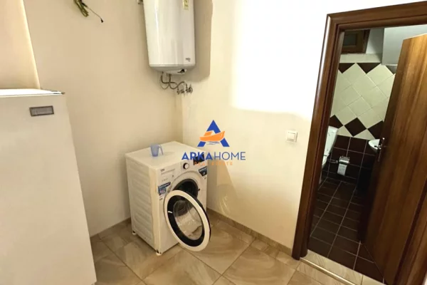 Shtepi me qera Apartament ne Tirane, 2+1, Mobilimi E mobiluar, Pagesa 450  Euro.
