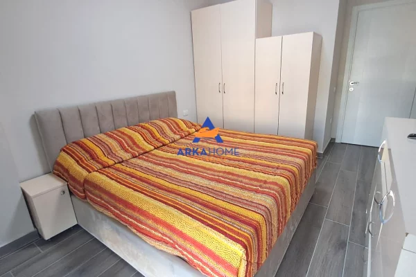 Shtepi me qera Apartament ne Tirane, 1+1, Mobilimi E mobiluar, Pagesa 578  Euro.